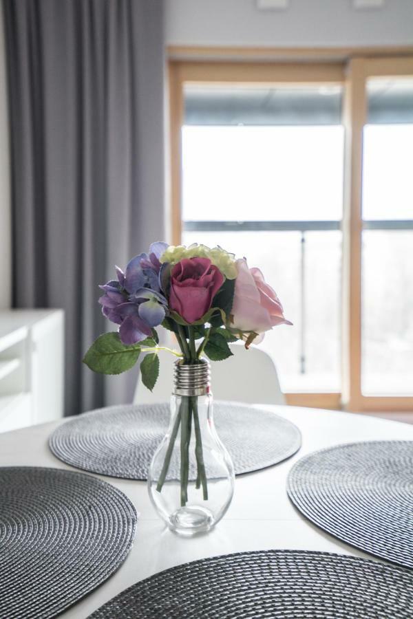 Vipwarsawapartments Sapphire Mennica Residence Kültér fotó